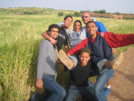 chkoon li gal kaina chi klika hma9 mn hadi